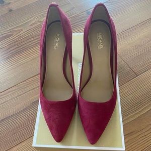 Michael Kors Flex Suede Pumps